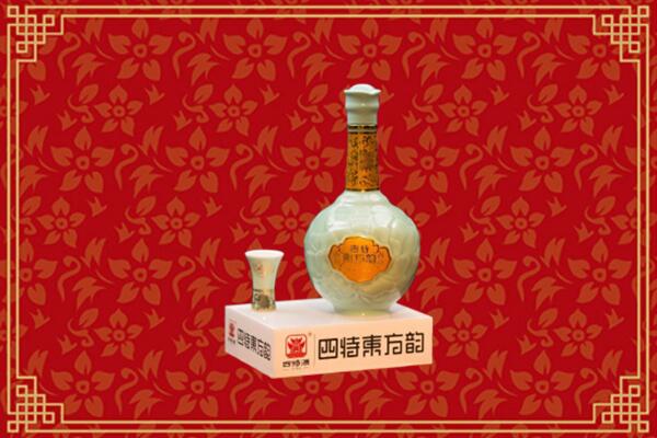 桂林市平乐烟酒回收四特酒
